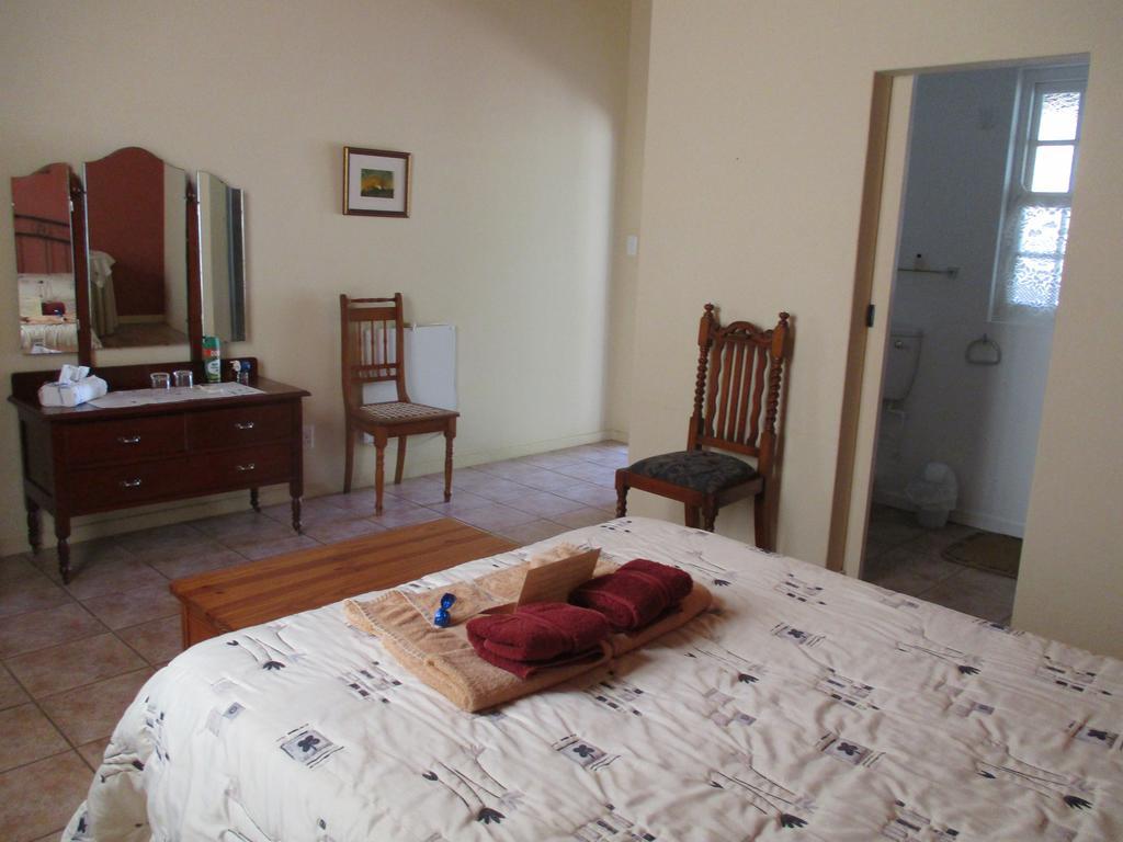Van Rhyn Guest House Vanrhynsdorp Eksteriør billede