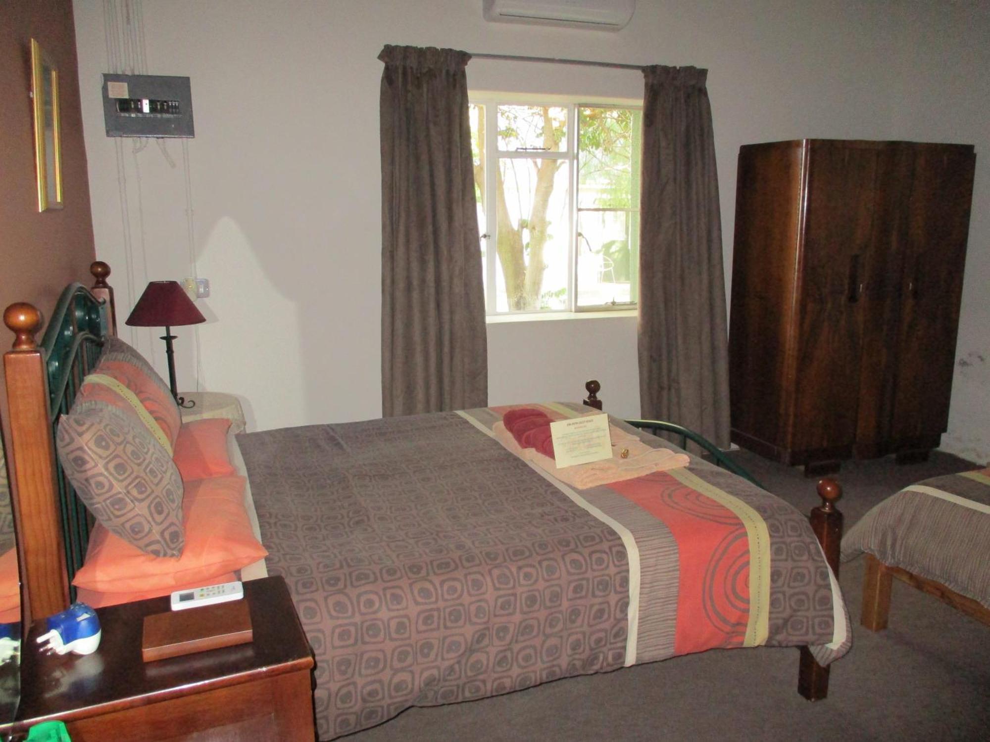 Van Rhyn Guest House Vanrhynsdorp Eksteriør billede